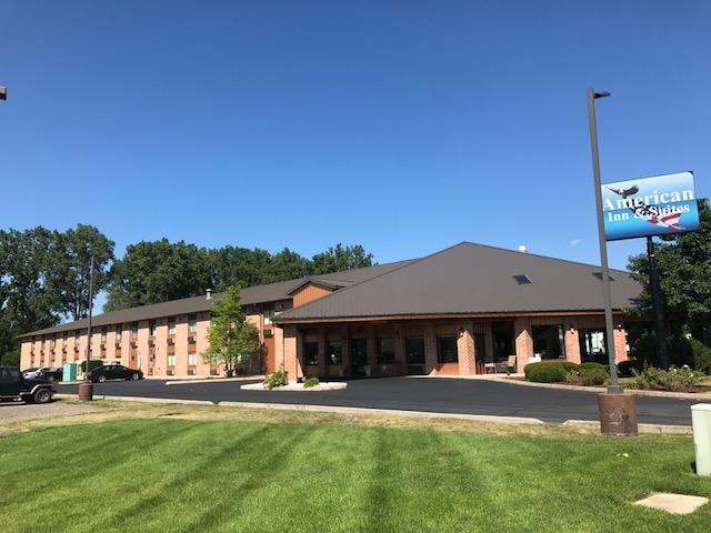 American Inn And Suites Ionia Exterior foto